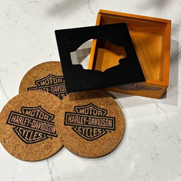 Harley Davidson | 3 cork coasters and box - Picture 1 of 10